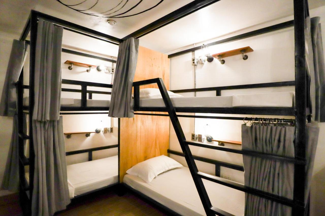 Ocean Breeze Hostel By Daily Sweet Moalboal Ngoại thất bức ảnh