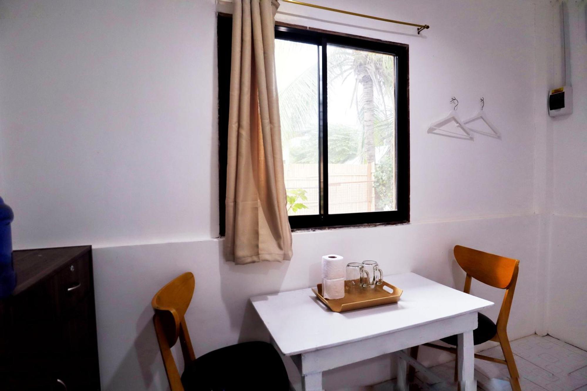 Ocean Breeze Hostel By Daily Sweet Moalboal Ngoại thất bức ảnh